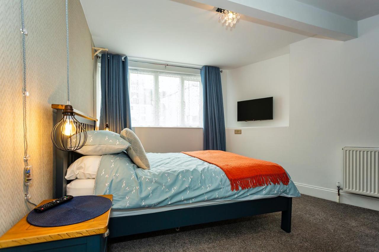 Seagulls Loft, Grove Apartments Ильфракомб Экстерьер фото